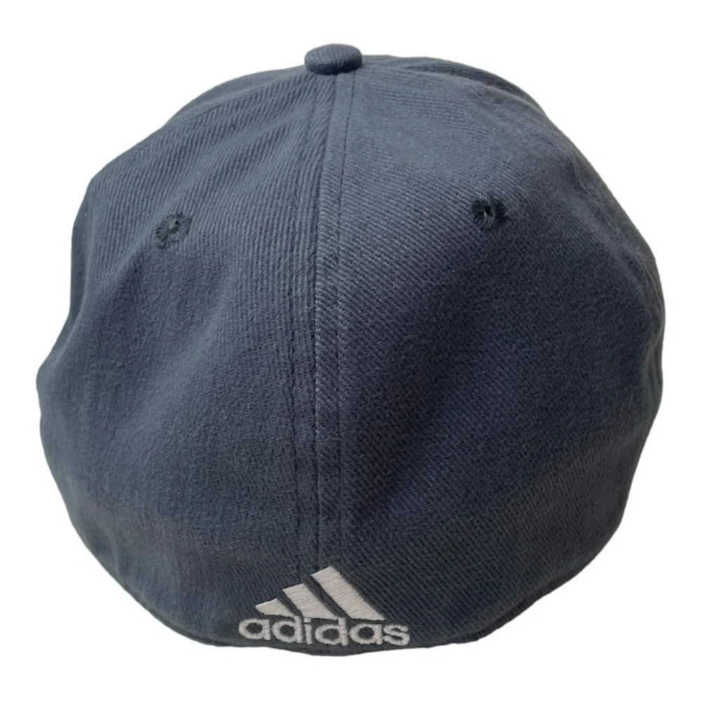 NWT Adidas Men’s 2016 NBA Champs Cleveland Cavaliers Grey Fitted Hat